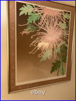 Japanese Woodblock-Style Spider MumSigned/Numbered Sarah Berta 36x30 Framed